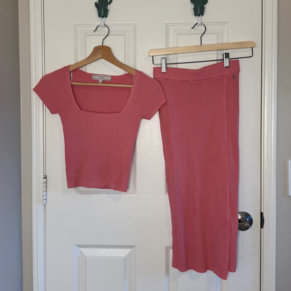 Guess Ribbed Pink Skirt Set